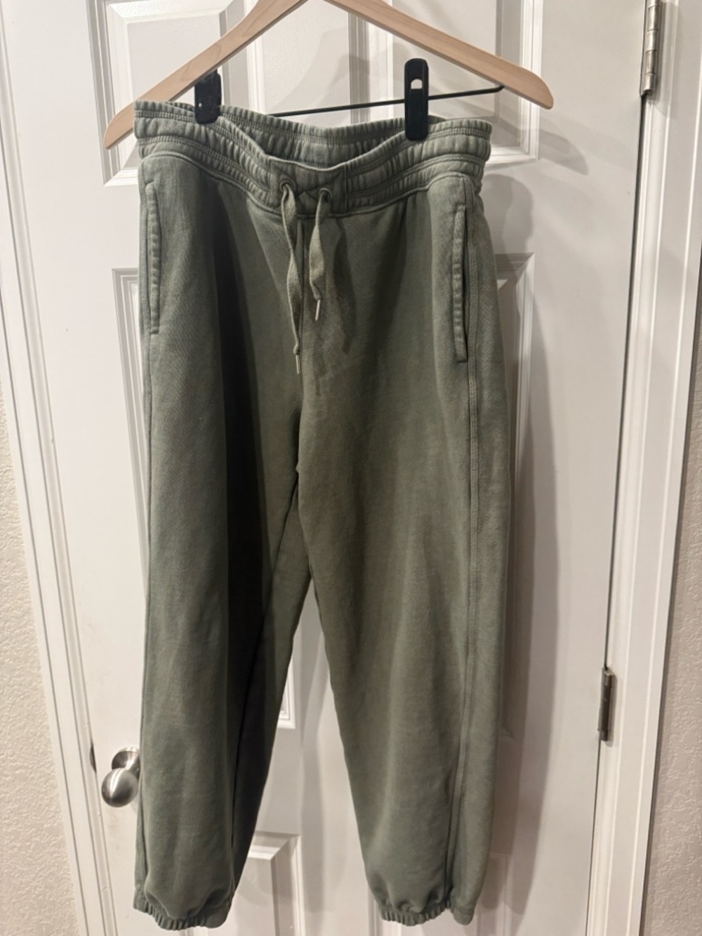 American Eagle Aerie Jogger Sweatpants Sage Green Oversized Size M